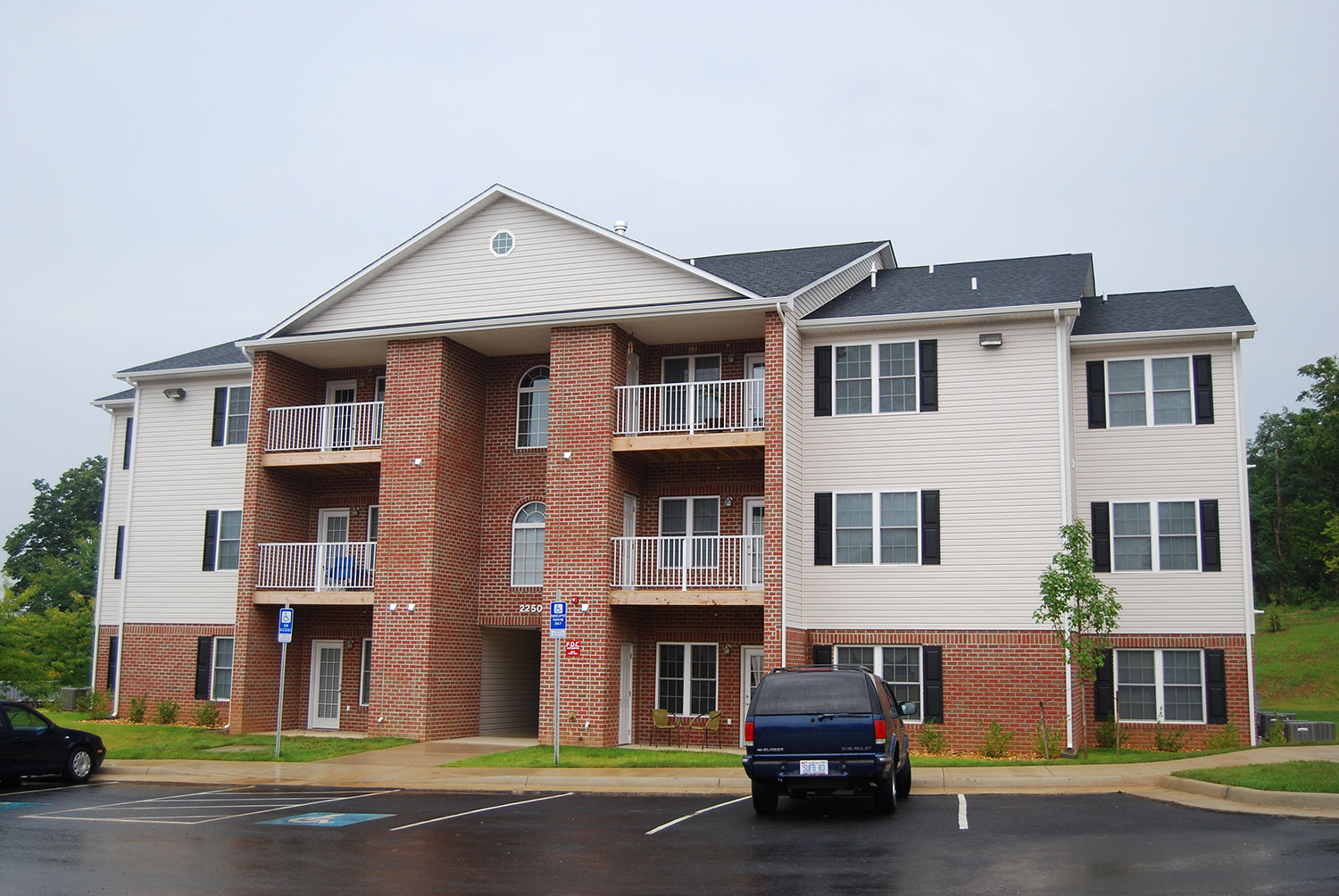 Cedar Hill Apartments | Aikens Group