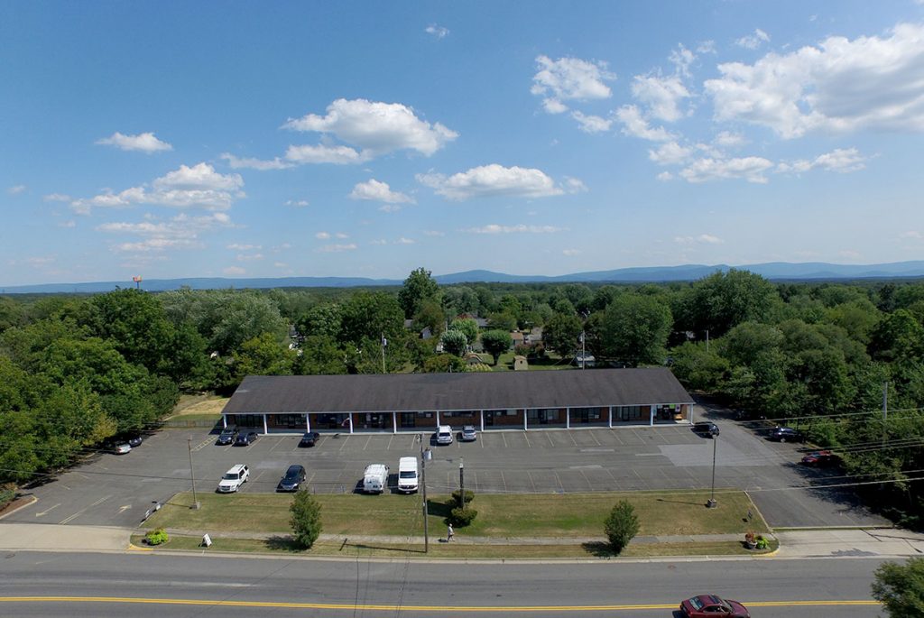middletown courts exterior aerial