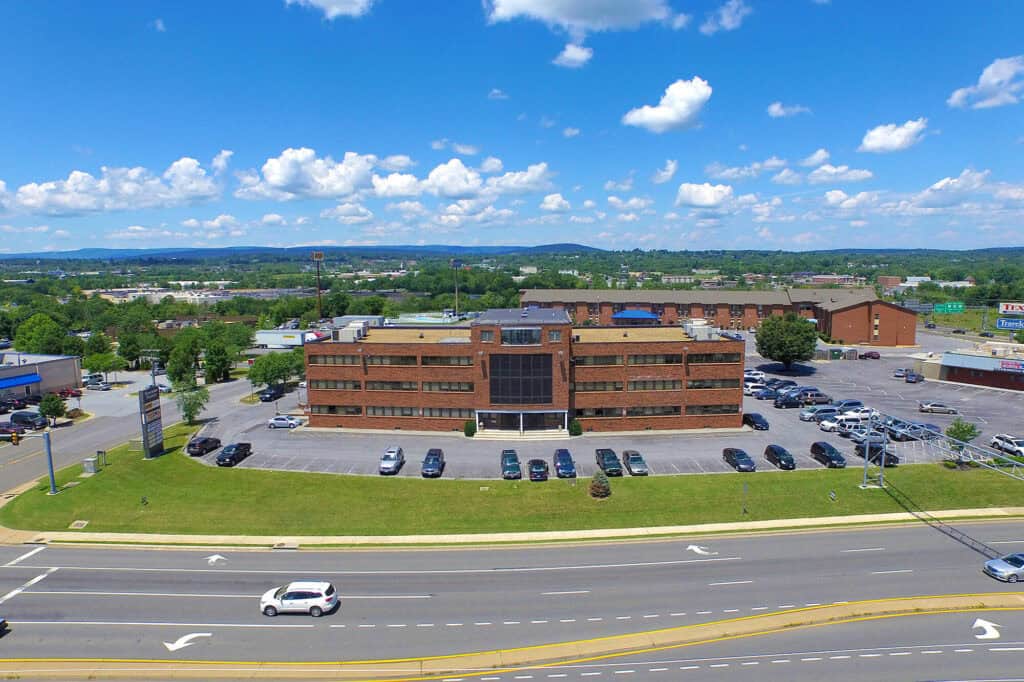 Dominon Square Commercial Leasing Exterior