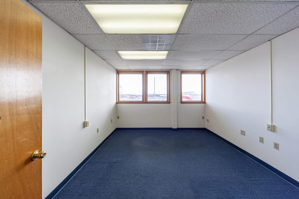Dominon Square Commercial Leasing Unit 110 7