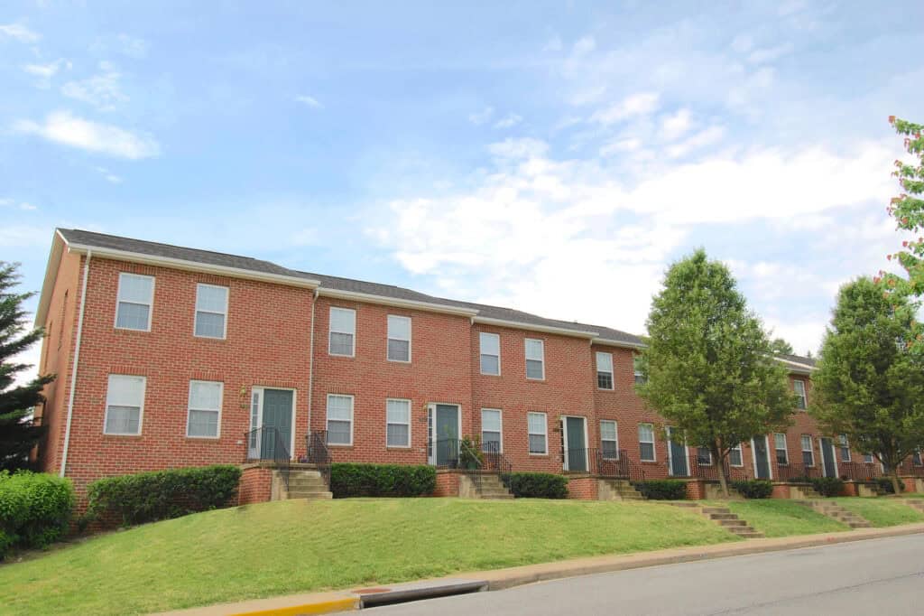 Limestone Place Townhomes Facade