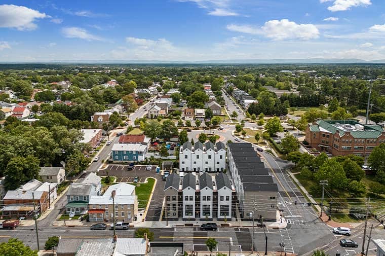 piccadilly circle exterior aerial 18