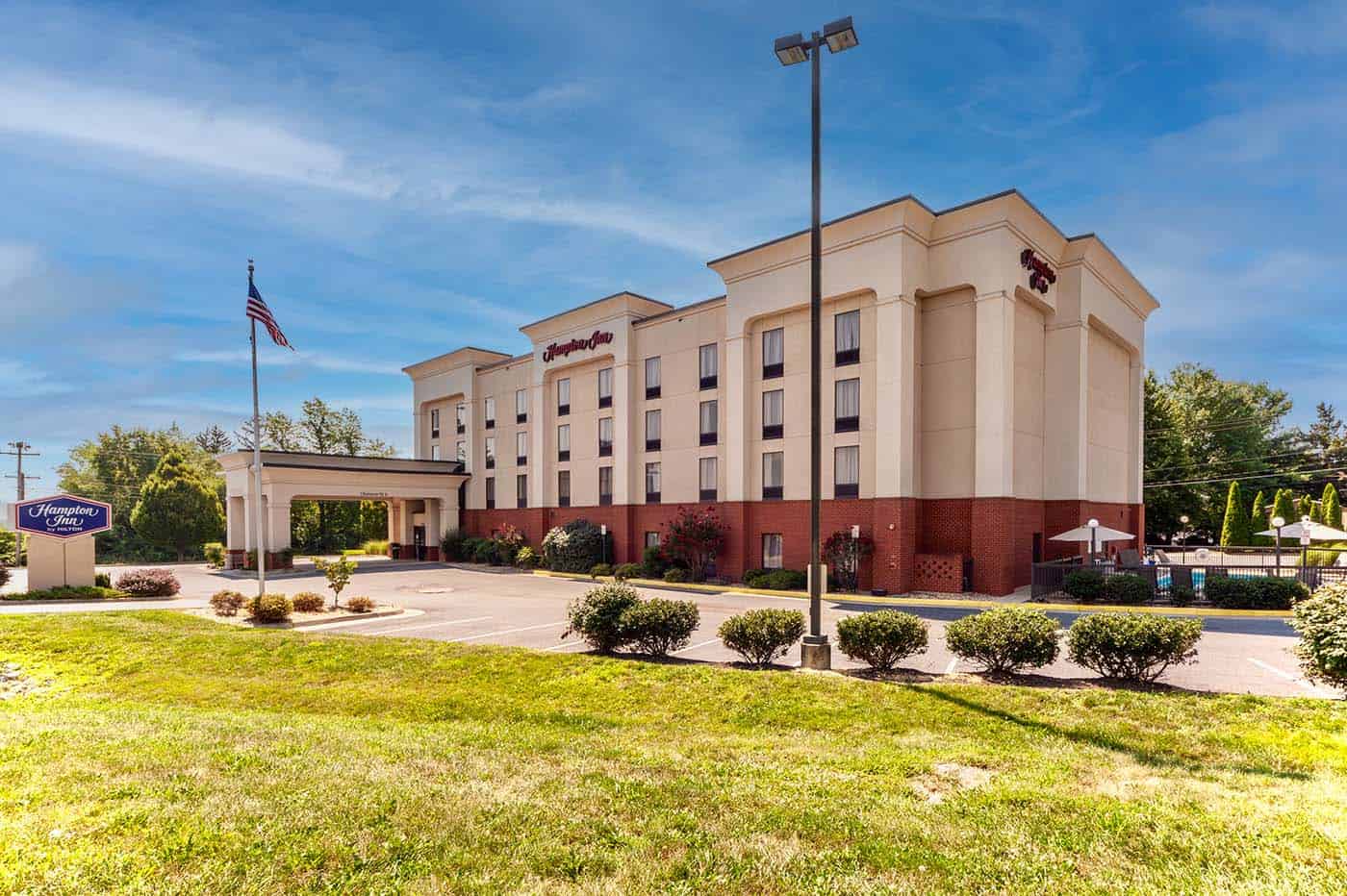 hampton inn inwood wv
